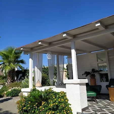 Casa Vacanze Con Giardino E Piscina In Puglia *